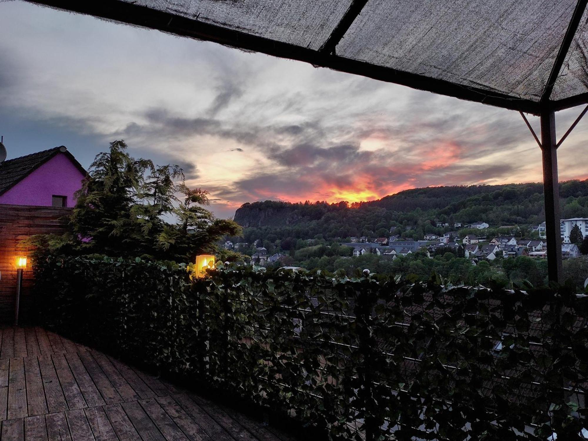 Ferienhaus Panorama Gerolstein Mit Garten, Grill & Terrasse Exterior photo